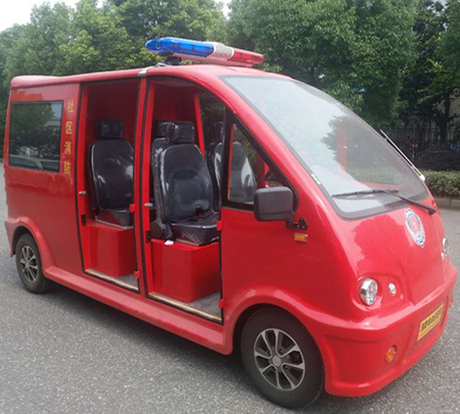 四輪消防電動車